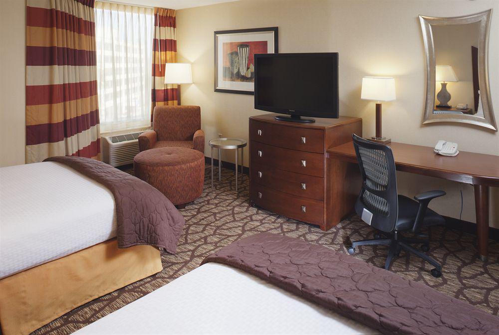 Doubletree By Hilton Johnson City Exterior foto