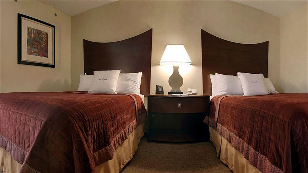 Doubletree By Hilton Johnson City Exterior foto