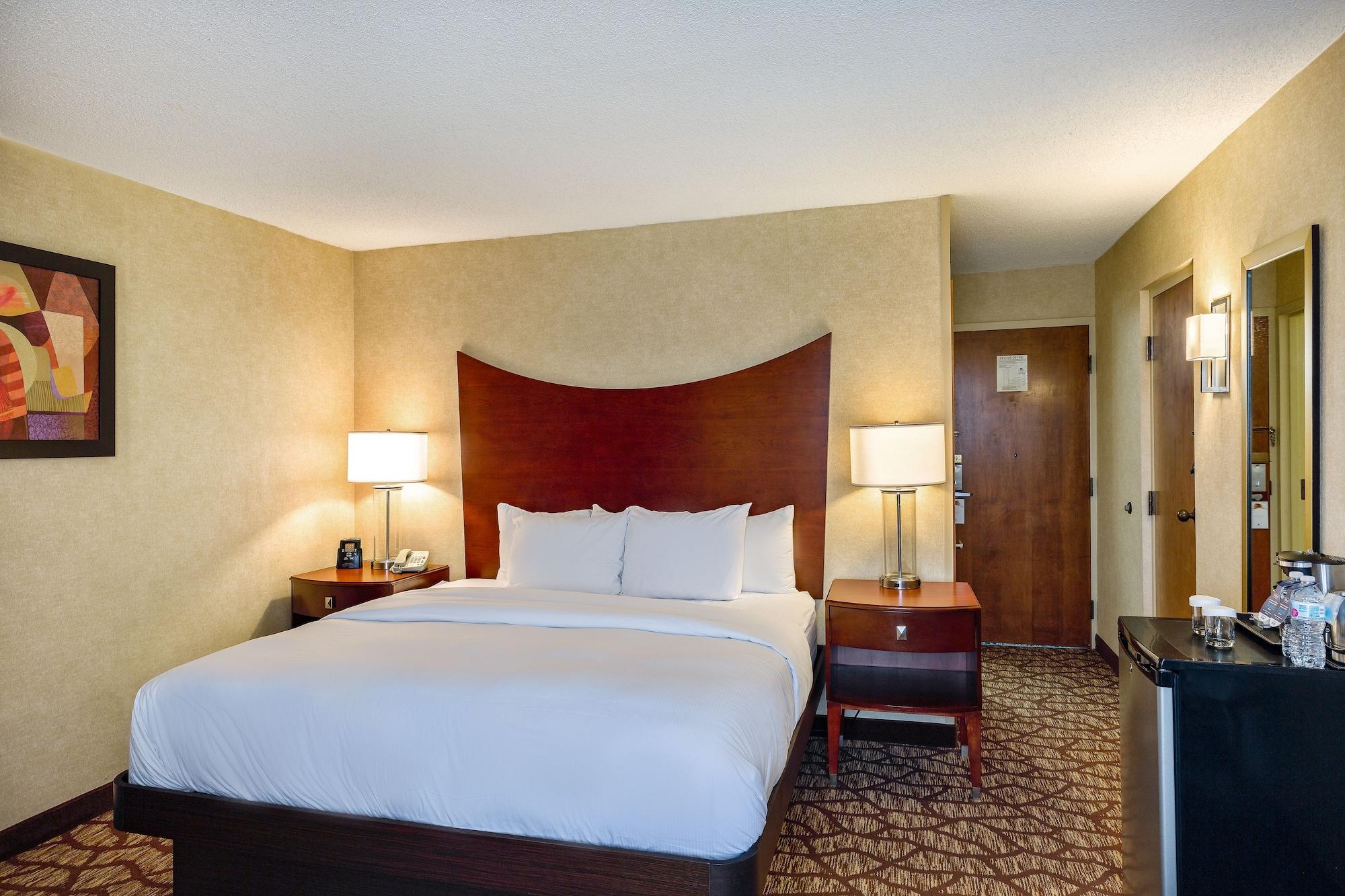 Doubletree By Hilton Johnson City Exterior foto