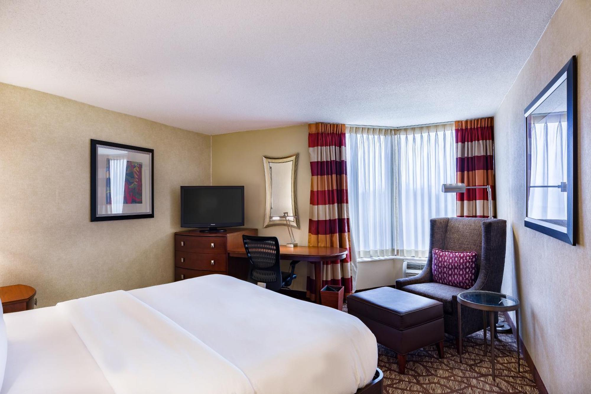 Doubletree By Hilton Johnson City Exterior foto