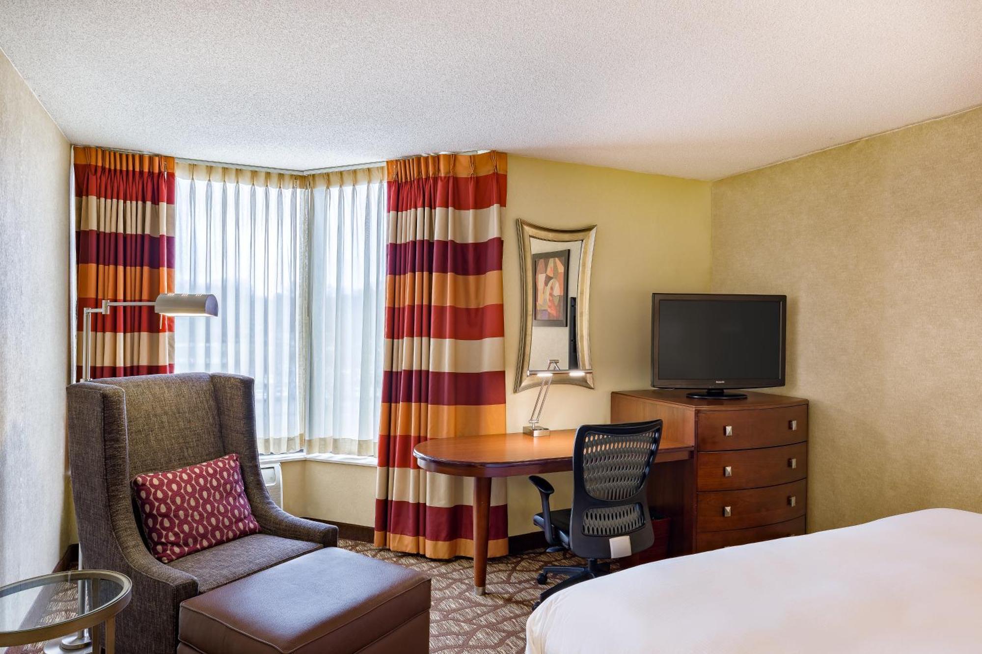 Doubletree By Hilton Johnson City Exterior foto
