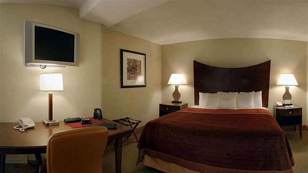 Doubletree By Hilton Johnson City Exterior foto